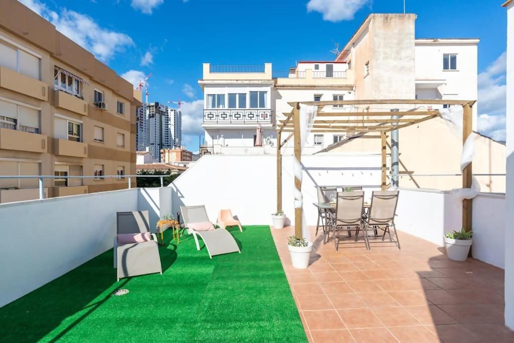 Atico Soleado En El Centro De Málaga